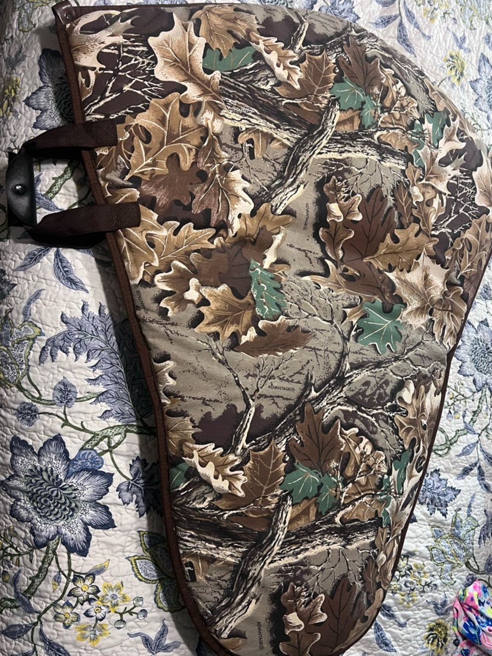 Vintage Realtree Camo Leaf Soft Crossbow Case - Brown & Green